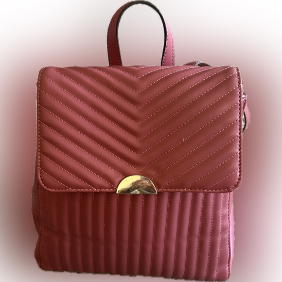 A New Day Rose Quilted Backpack - Picture 2 of 11